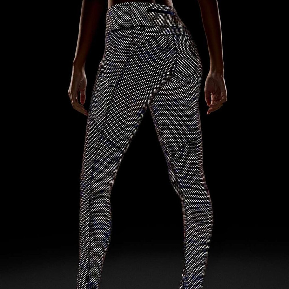 Lululemon Limited Edition Swift Speed Mid-Rise Reflective Tight 28" size 6